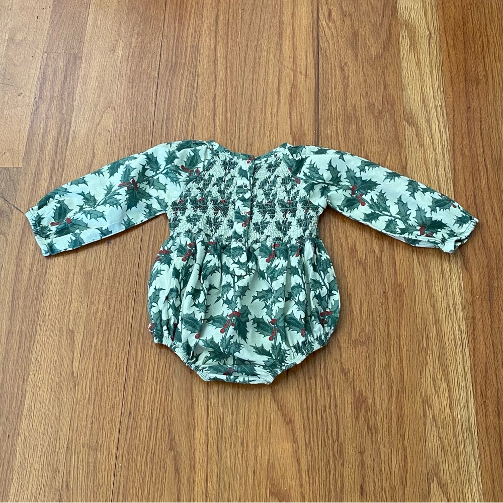 Kate Quinn Smocked and Tulle Baby Holidays Rompers - Picture 4 of 8